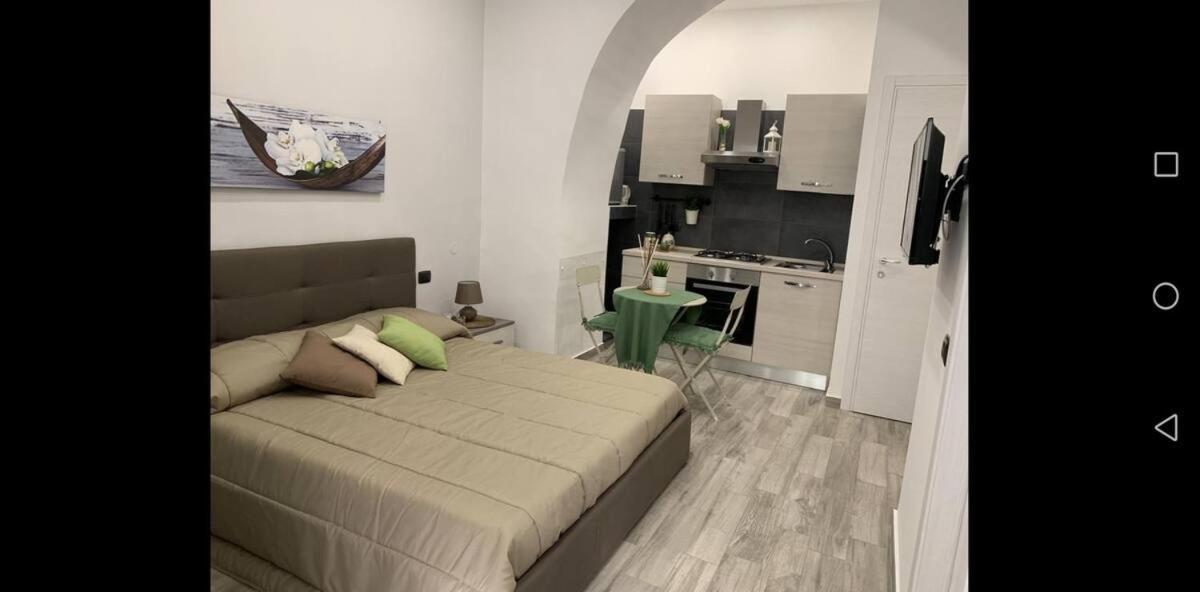 Appartement Da Ninetta Resterete Senza Parole, Garantito! Napels