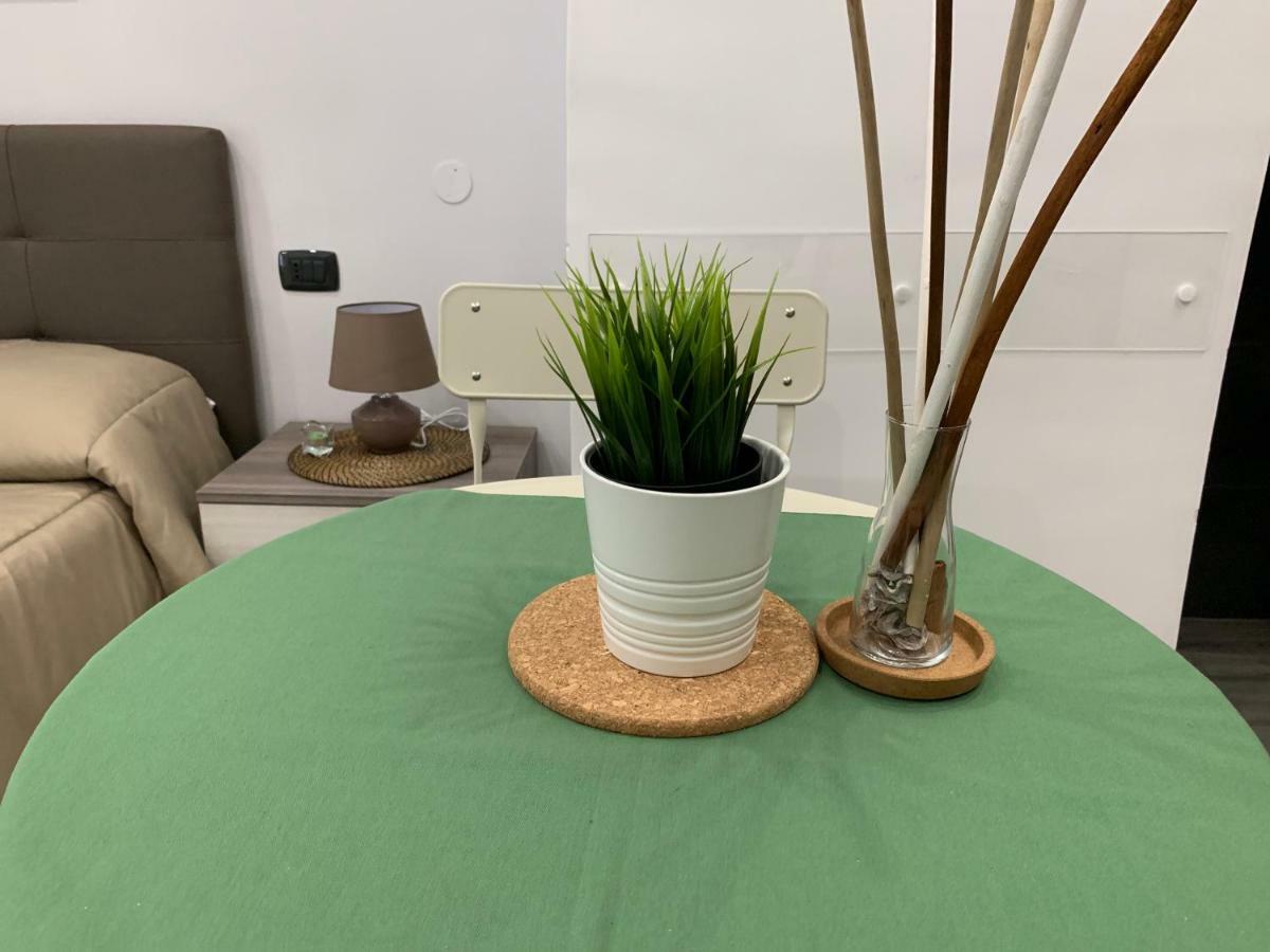 Appartement Da Ninetta Resterete Senza Parole, Garantito! Napels